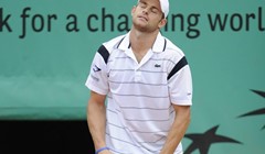 Roddick slab, Rafa glatko