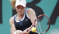 Stosur slomila Henin, prolaz Njirić