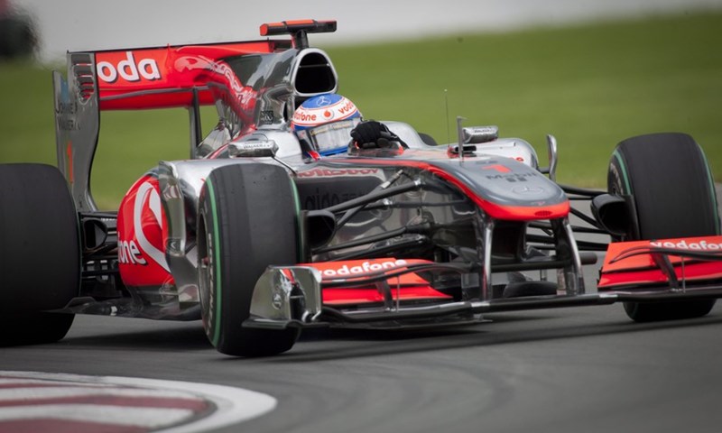 Hamilton u zadnji čas nadmašio Red Bull