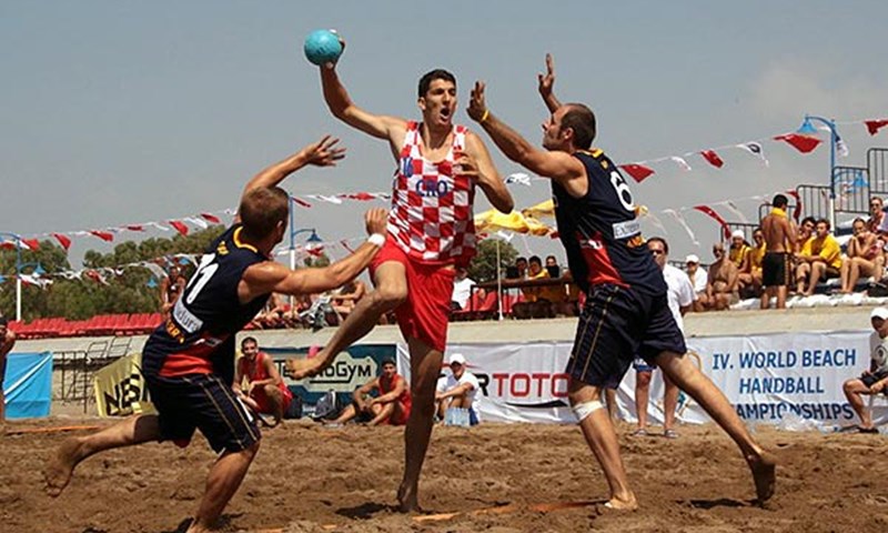 Djevojke šeste, dečki sedmi