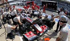 Kubica razdvojio Red Bull