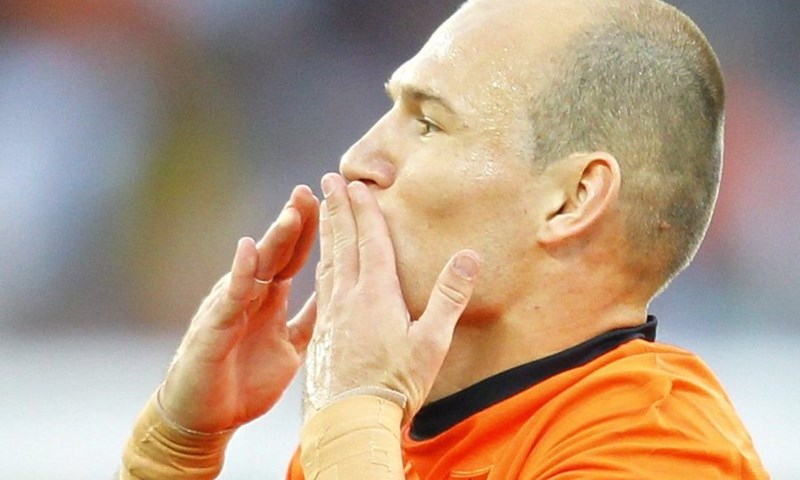Robben i Sneijder srušili Slovačku