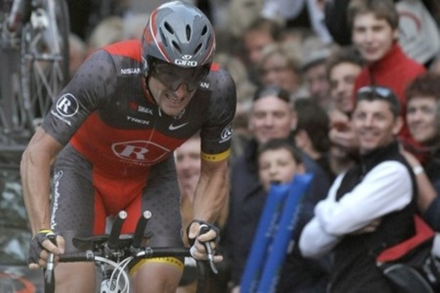 Armstrong se oprašta od Tour de Francea