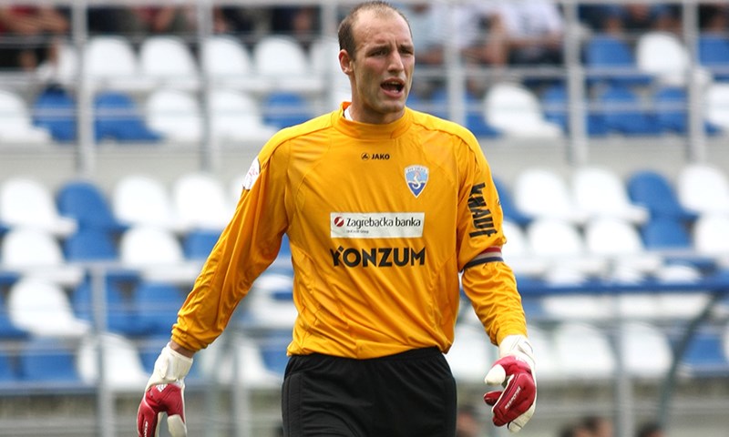Goran Blažević mijenja Danijela Subašića