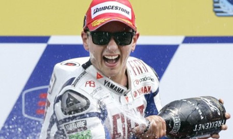 Lorenzo prvi i na startu