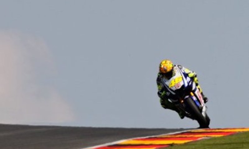 Lorenzo ponovno najbrži, Rossi peti