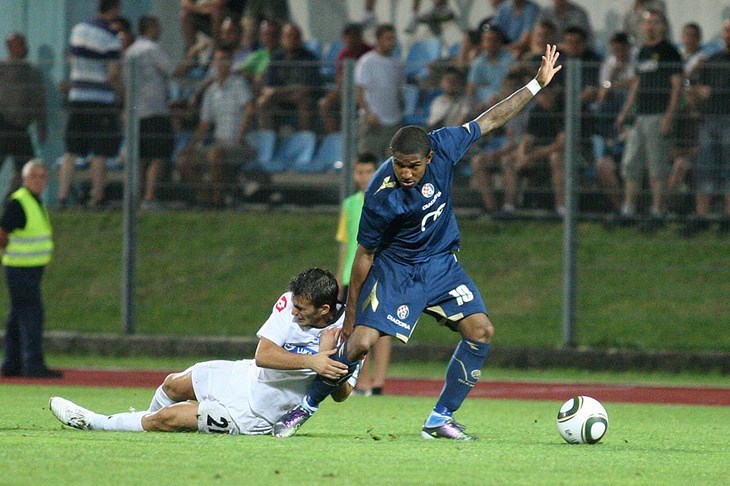 Hladan tuš u Novoj Gorici