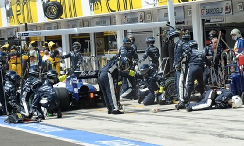 Kažnjeni još Renault i Mercedes