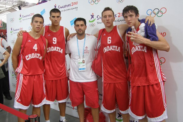 OIM: Košarkaši u polufinalu