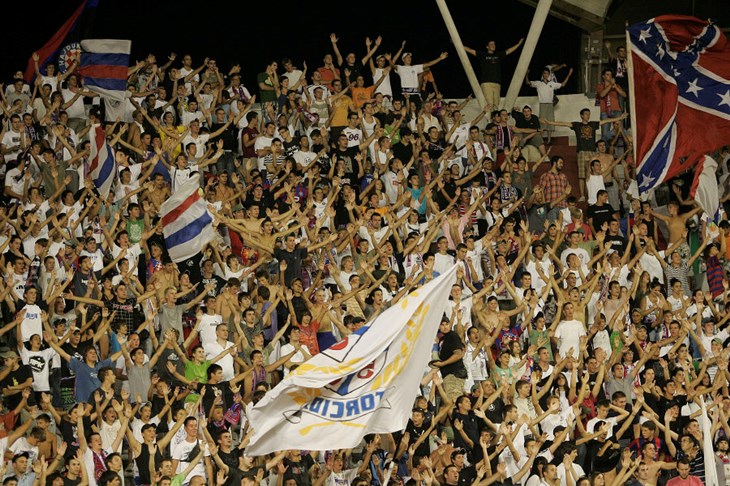 Dugi rukavi, Hajduk u Europi? Ma daj?!