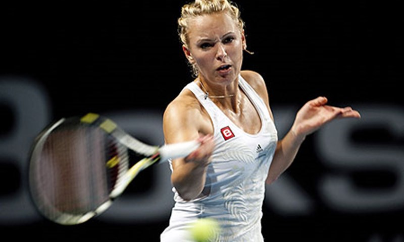 Sunce obasjalo Wozniacki i Zvonarevu