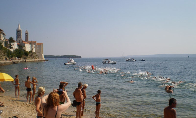 Karla Šitić uživa na Rabu
