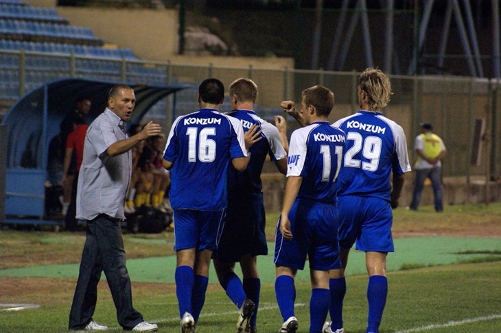 Višak problema, manjak bodova