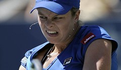 Clijsters toplo-hladno, Safina se pakira