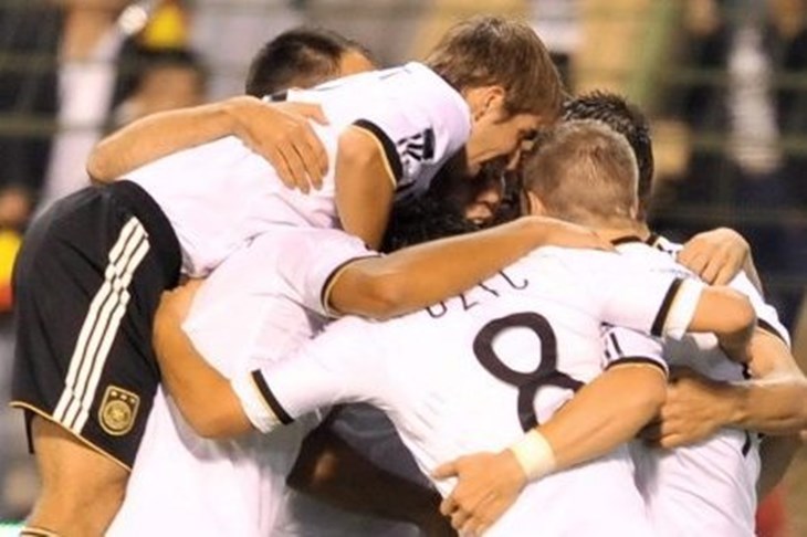 Klose, Fahey i Hološko junaci