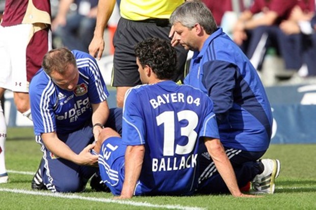 Ballackovo mjesto u Elfu postalo upitno