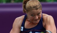 Date Krumm predala titulu