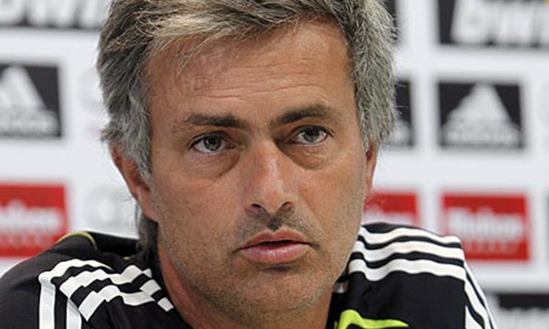 Mourinho: "Mali klubovi puštaju Barci"