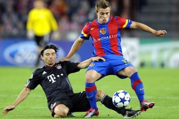 Bayern prati mladog Švicarca