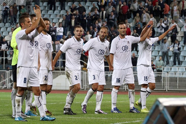 Rijeka "sedmicom" čestitala Vodnjanu