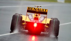 Petrov: "Alonso mora biti ljut na sebe"