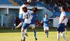 Kartoni na sve strane