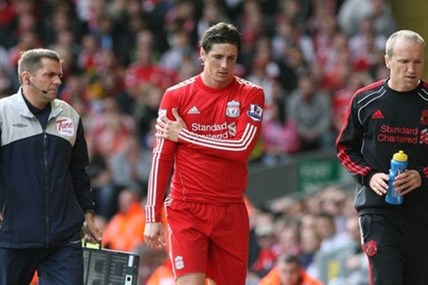 Torres i Konchesky in, Kuyt out