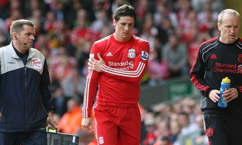 Torres i Konchesky in, Kuyt out