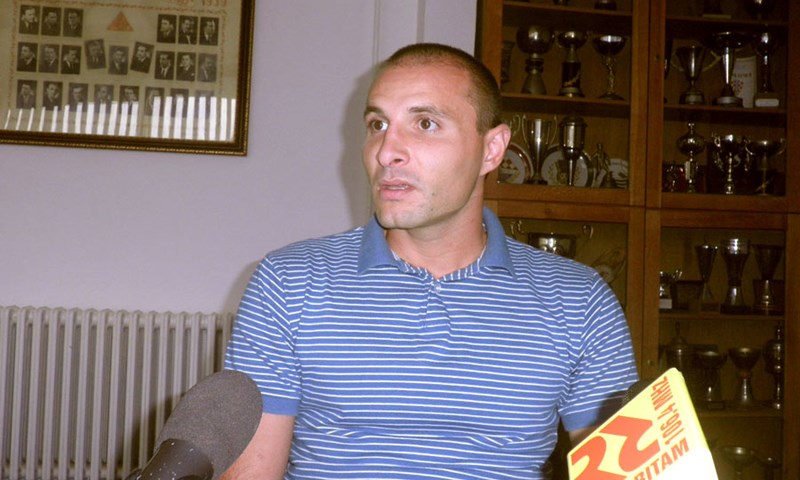 Gović: "Ne smijemo grlom u jagode"