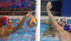 Ni Rumunjima ni mrvice