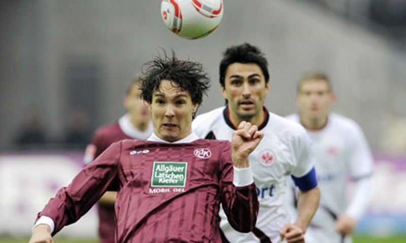 Lakić promašio penal, Kaiserslautern izgubio