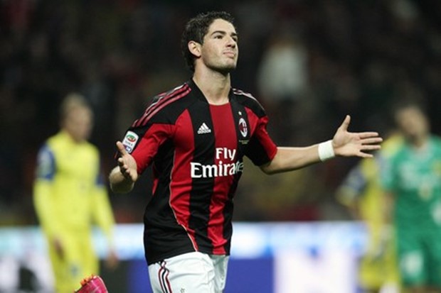 Eduardo u Londonu, Milan opet kod Mourinha