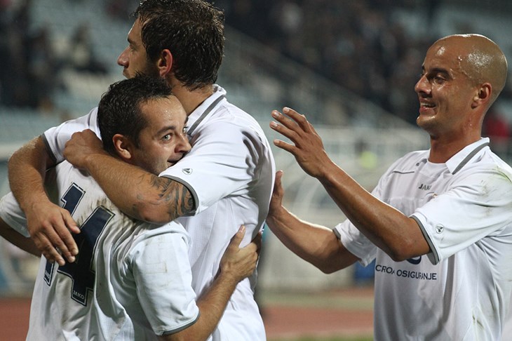 Rijeka zalizala rane