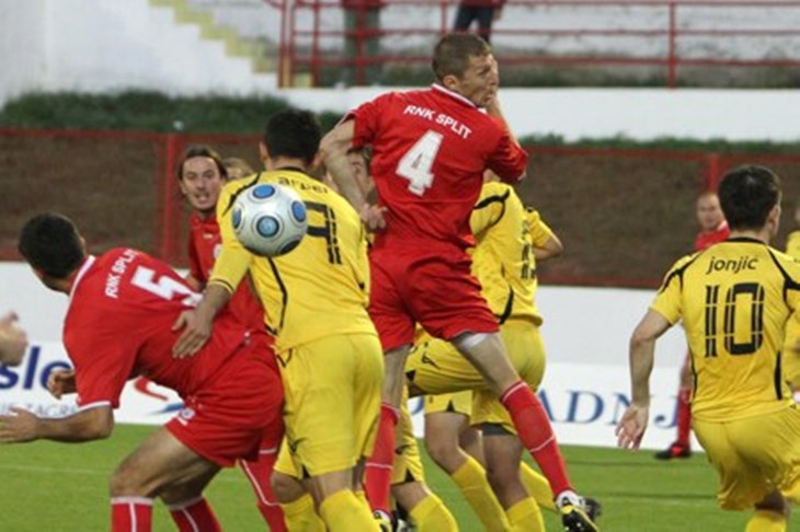 Gosti iz ničeg do boda