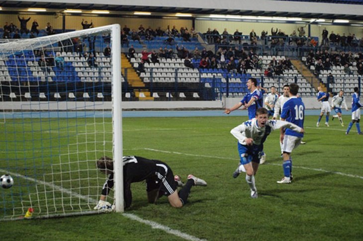 Špehar spasio bijelo-plave