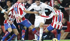 Higuain zadržao Real na vrhu