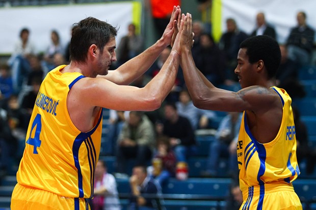 Mravi potpisali Josha Heytvelta