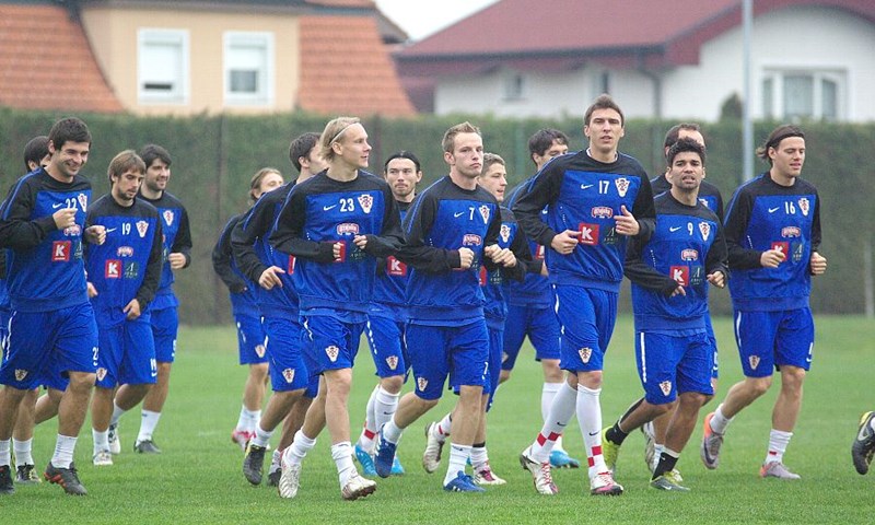 Promjene tek iza hrvatskih leđa