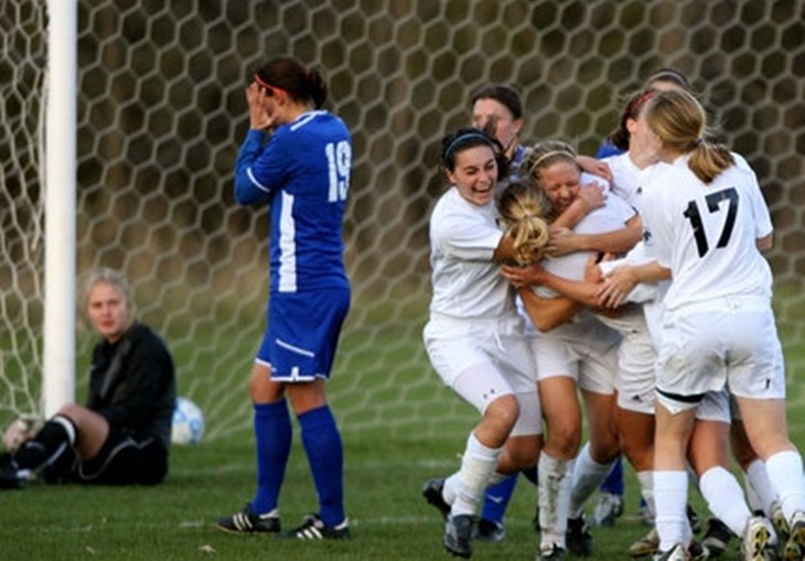 Pokrali ih, pa nokautirali trenera