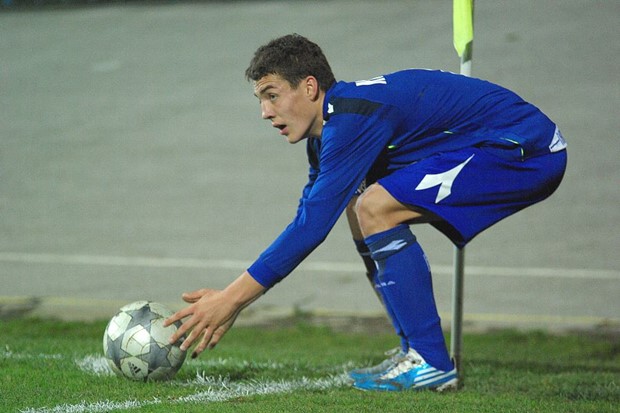 Prva utakmica i prva pobjeda Dinama