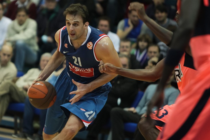 Fenerbahče bez Bogdanovića slavio u Ankari, vrlo dobra igra Drage Pašalića