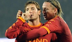 Totti: "Ni tri Reala ne bi dobila Barcu"
