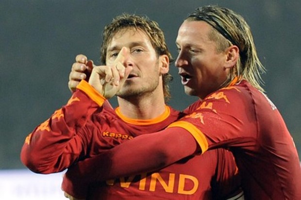 Totti: "Ni tri Reala ne bi dobila Barcu"