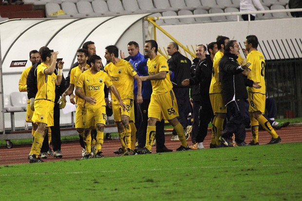 Smjena na klupi grčkog AEK-a