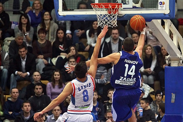 Split čeka Jolly, Zadar prema Ciboni