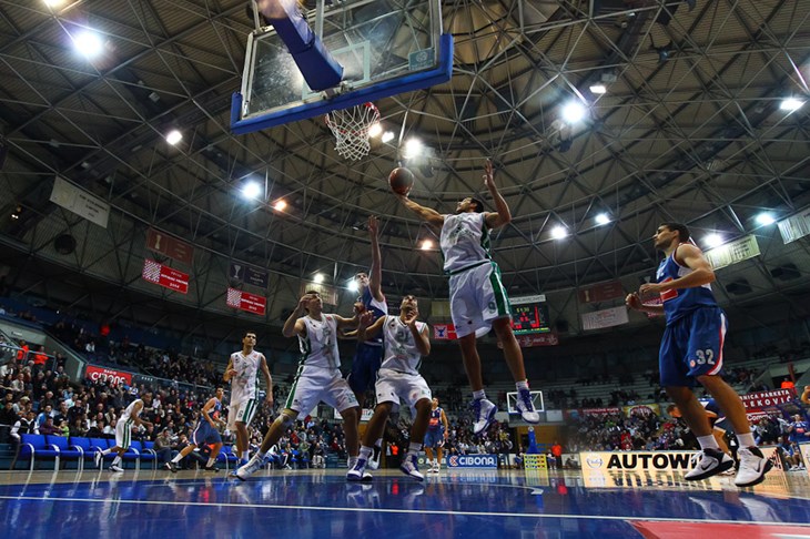 Cibona pala u završnici