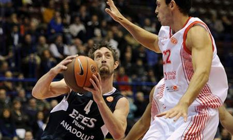 Perasović i Efes u problemima