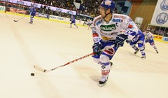 KAC učvrstio vodstvo