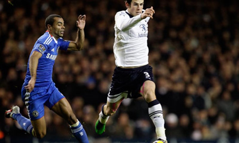 Chelsea kontroverzno do pobjede nad Spursima