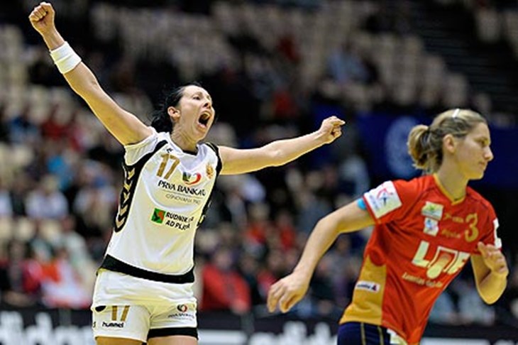 Popović povukla Crnu Goru, Mortensen Dansku